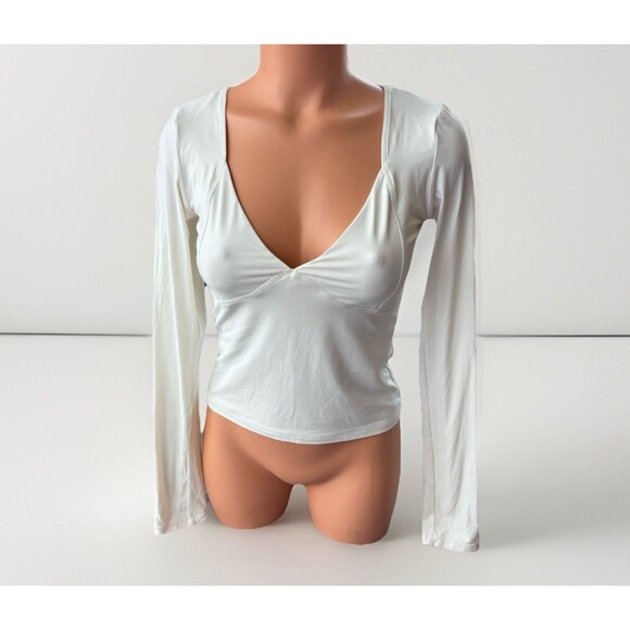 QINSEN Long Sleeve White Top Size M Double Lined Tee Sexy V Neck - Picture 1 of 6